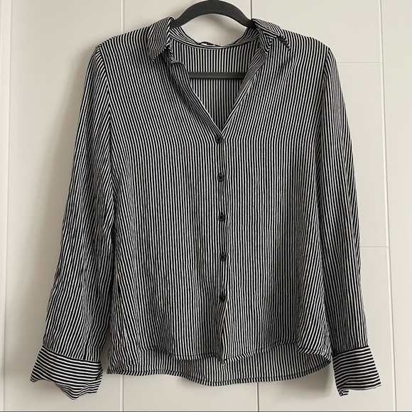Dynamite Tops - 3/$45 Dynamite striped flowy Blosue